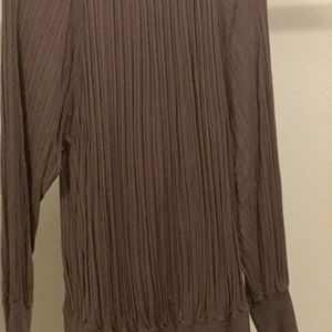 2 Venus Tunic Sweaters Size XL